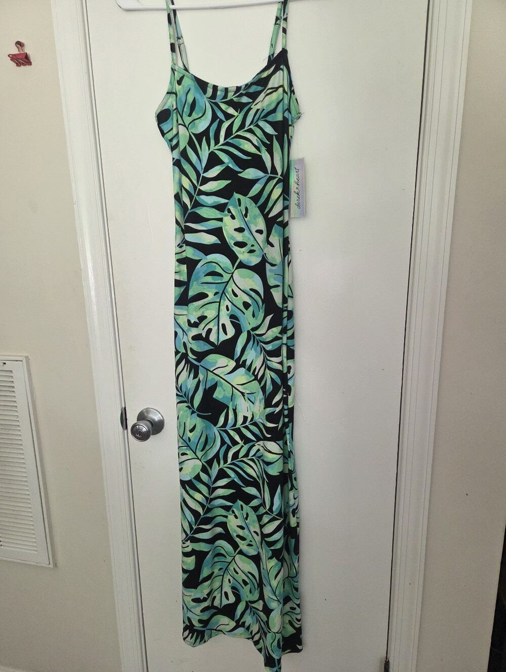 NWT Derek Heart Tropical Green Maxi Dress - Adjustable Straps - Size Medium